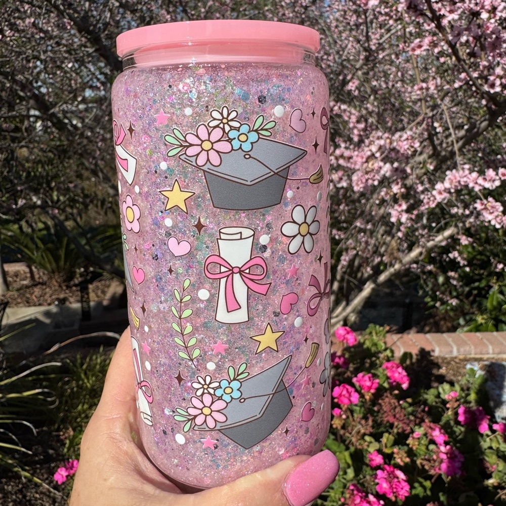 Graduation cap and Diploma with flowers snow globe glass Tumbler 16oz